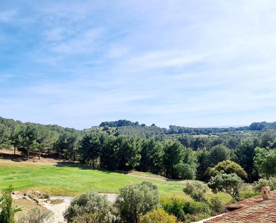 Villa Dans Cadre D'Exception - Golf, Piscine Et Tennis Prive Saint-Cyr-sur-Mer Εξωτερικό φωτογραφία