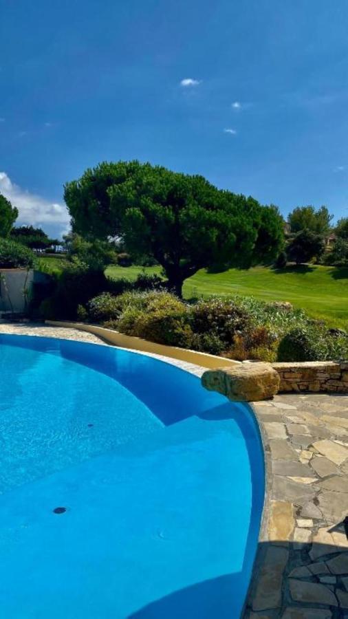 Villa Dans Cadre D'Exception - Golf, Piscine Et Tennis Prive Saint-Cyr-sur-Mer Εξωτερικό φωτογραφία
