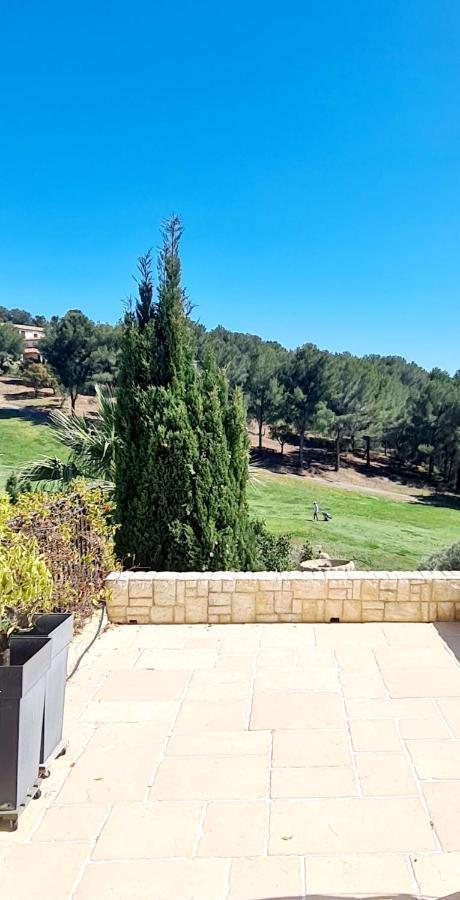 Villa Dans Cadre D'Exception - Golf, Piscine Et Tennis Prive Saint-Cyr-sur-Mer Εξωτερικό φωτογραφία